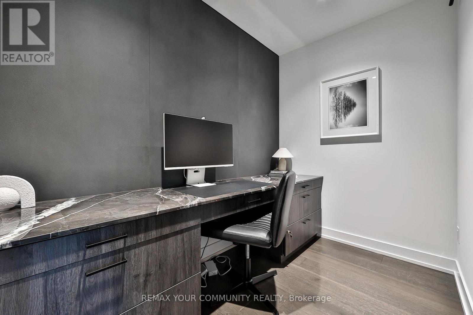 208 - 280 Howland Avenue, Toronto, Ontario  M5R 0C3 - Photo 35 - C13621822