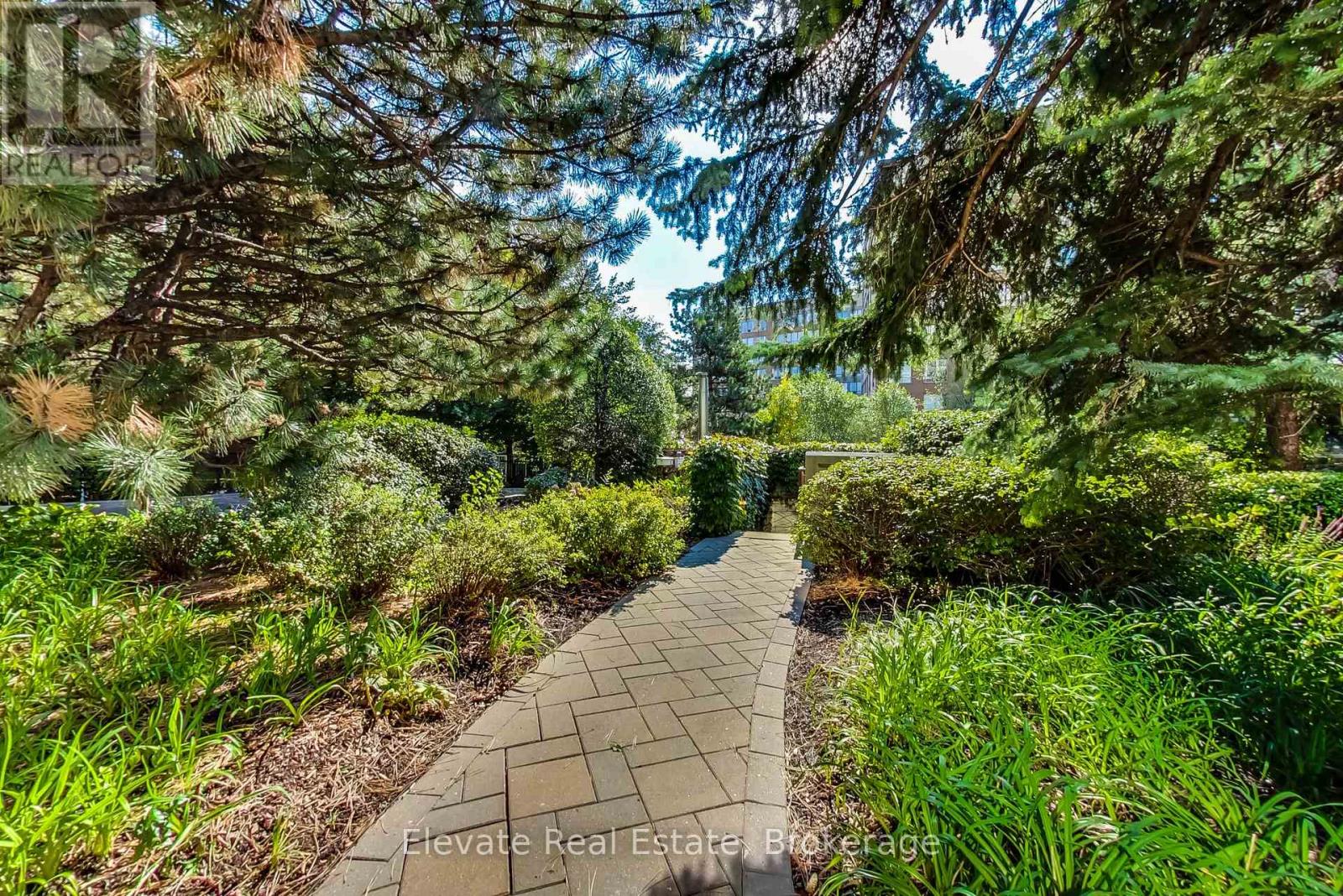 317 - 268 Ridley Boulevard, Toronto, Ontario  M5M 4N3 - Photo 6 - C13621848