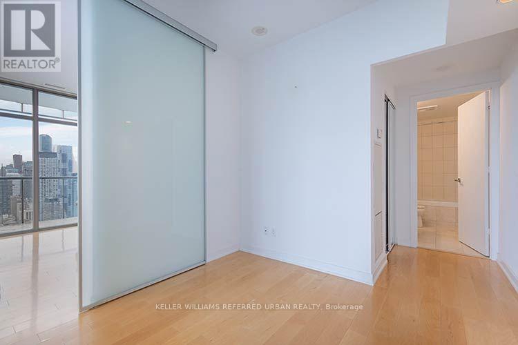 3902 - 33 Charles Street E, Toronto, Ontario  M4Y 0A2 - Photo 12 - C13621858