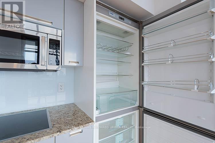 3902 - 33 Charles Street E, Toronto, Ontario  M4Y 0A2 - Photo 17 - C13621858