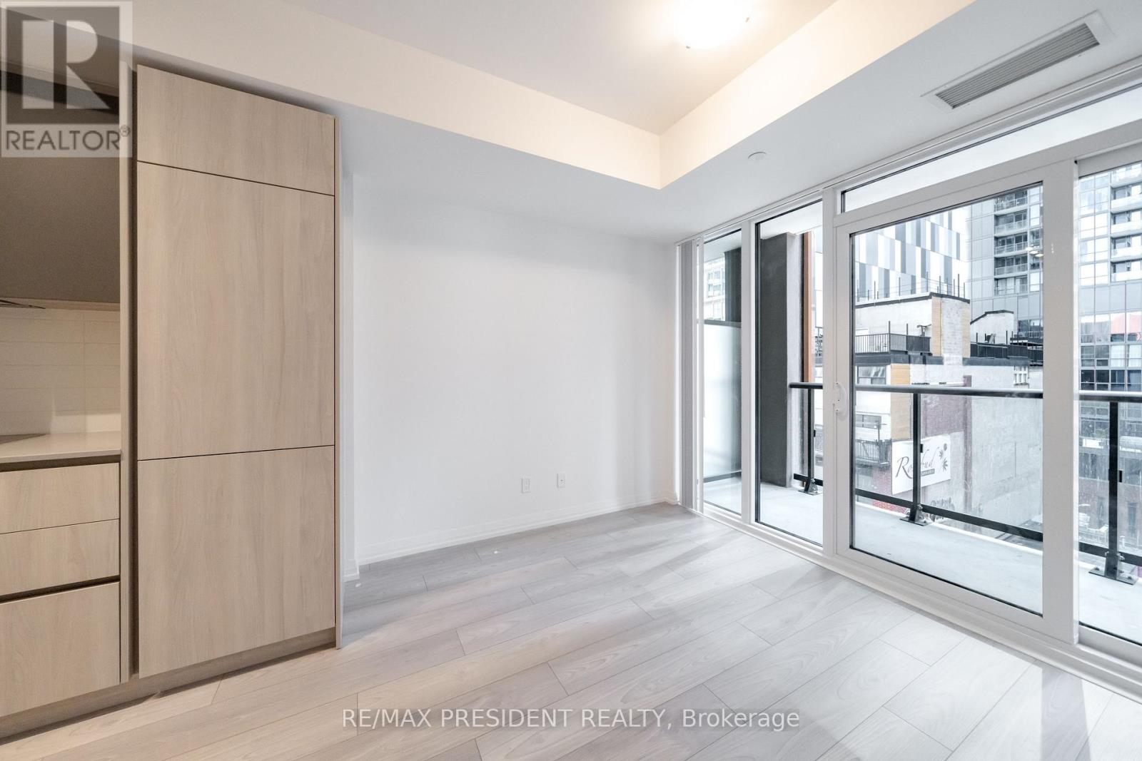 610 - 400 King Street W, Toronto, Ontario  M5V 1K2 - Photo 17 - C13621886