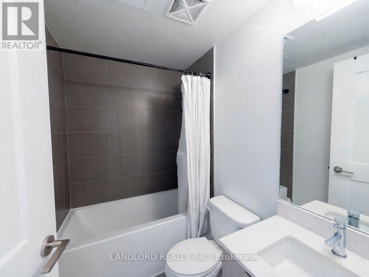 2705 - 8 Widmer Street, Toronto, Ontario  M5V 0W6 - Photo 12 - C13621914