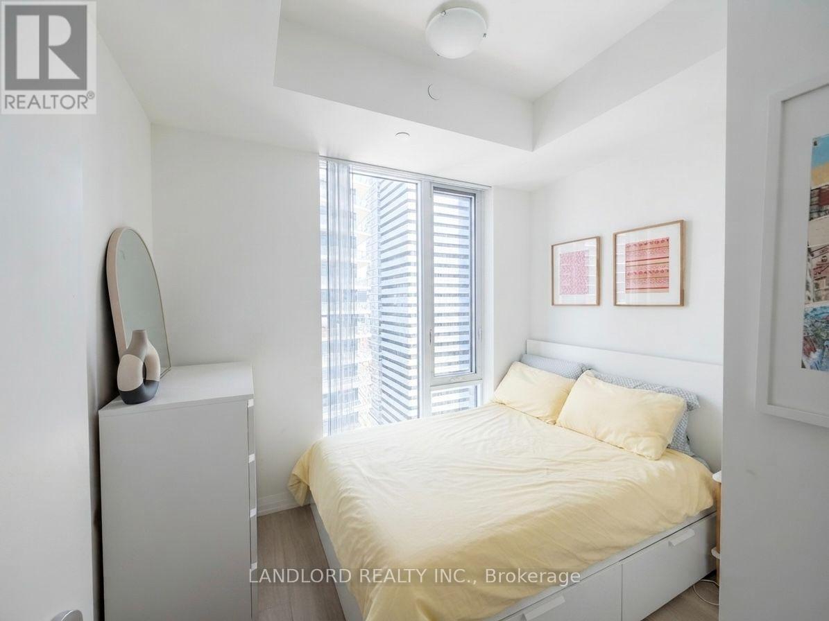 2705 - 8 Widmer Street, Toronto, Ontario  M5V 0W6 - Photo 9 - C13621914