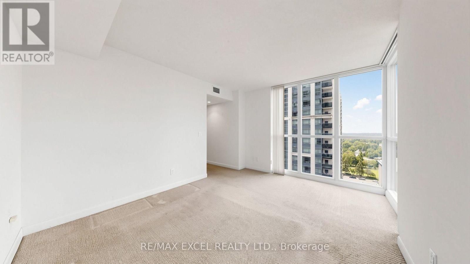 2009 - 4978 Yonge Street, Toronto, Ontario  M2N 7G8 - Photo 14 - C13621950