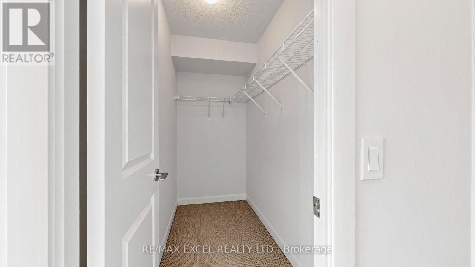 2009 - 4978 Yonge Street, Toronto, Ontario  M2N 7G8 - Photo 15 - C13621950