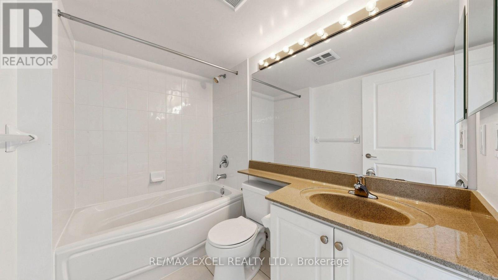 2009 - 4978 Yonge Street, Toronto, Ontario  M2N 7G8 - Photo 16 - C13621950