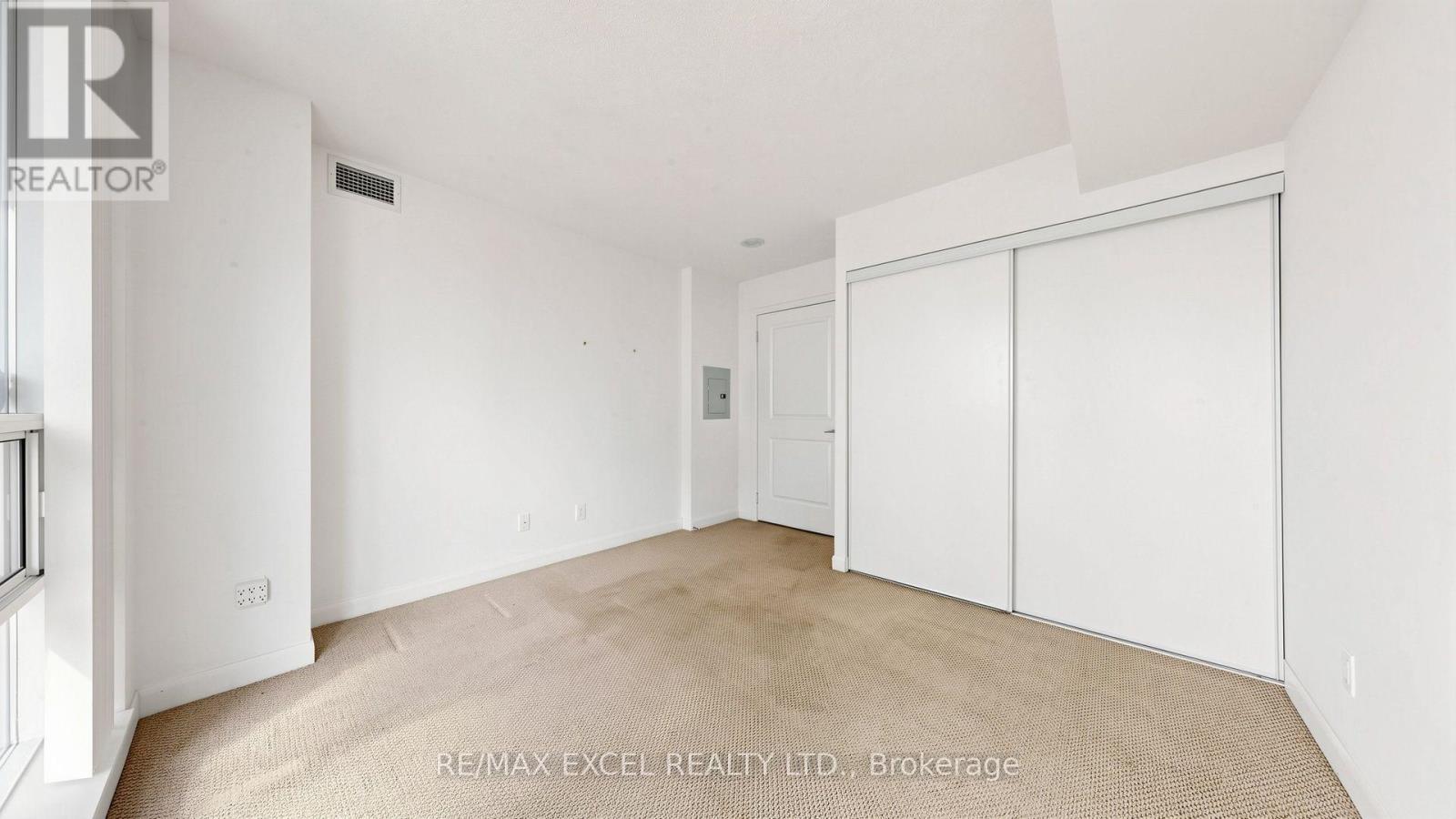 2009 - 4978 Yonge Street, Toronto, Ontario  M2N 7G8 - Photo 19 - C13621950