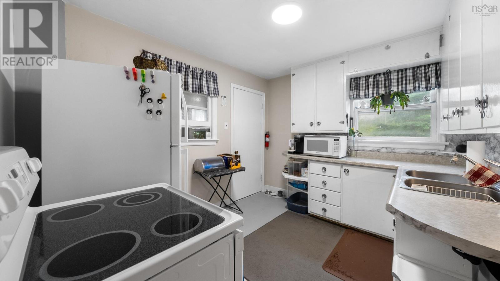 39 Punch Bowl Drive, Halifax, Nova Scotia  B3P 2C4 - Photo 6 - 202618497