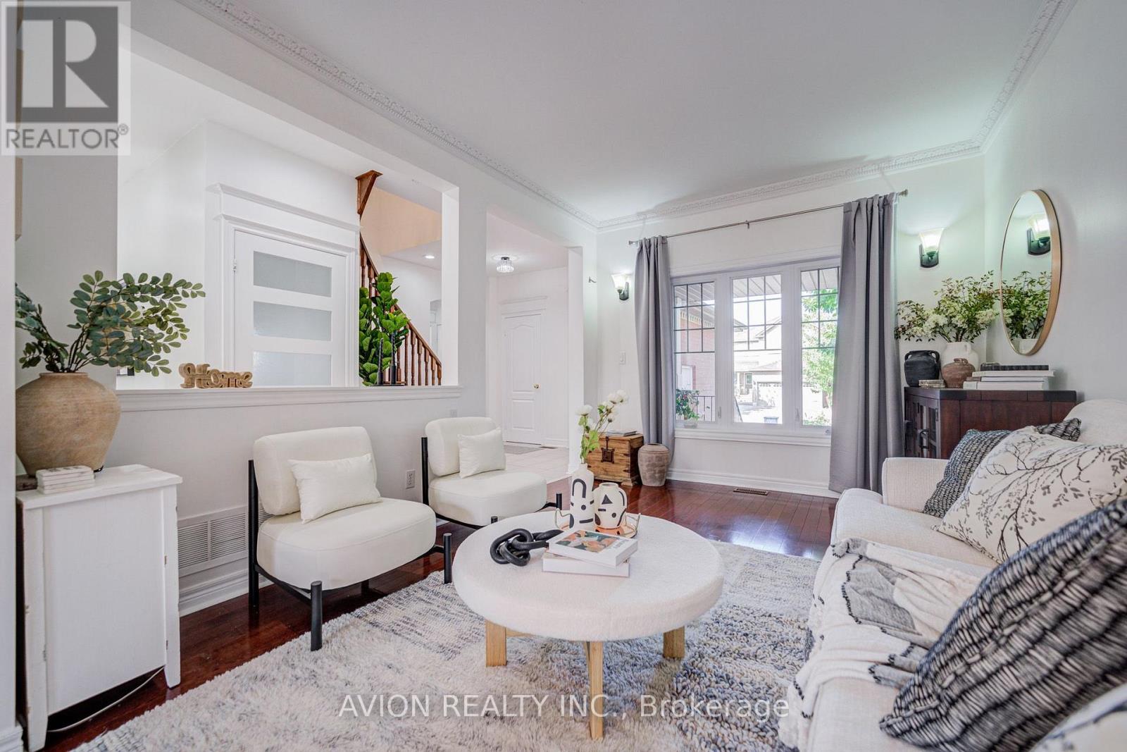 83 Stonebridge Boulevard, Toronto, Ontario  M1W 4A8 - Photo 5 - E13621934