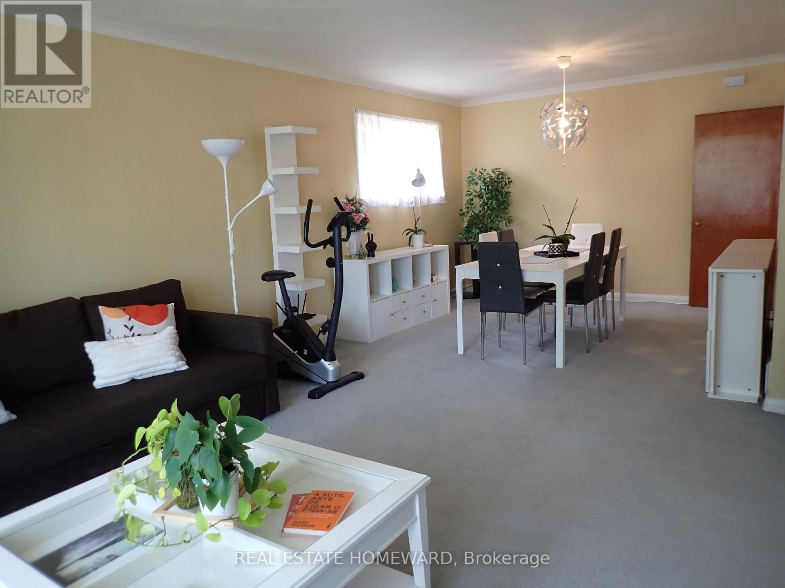 Front - 56 Perivale Crescent, Toronto (Bendale), Ontario  M1J 2C3 - Photo 12 - E13622004