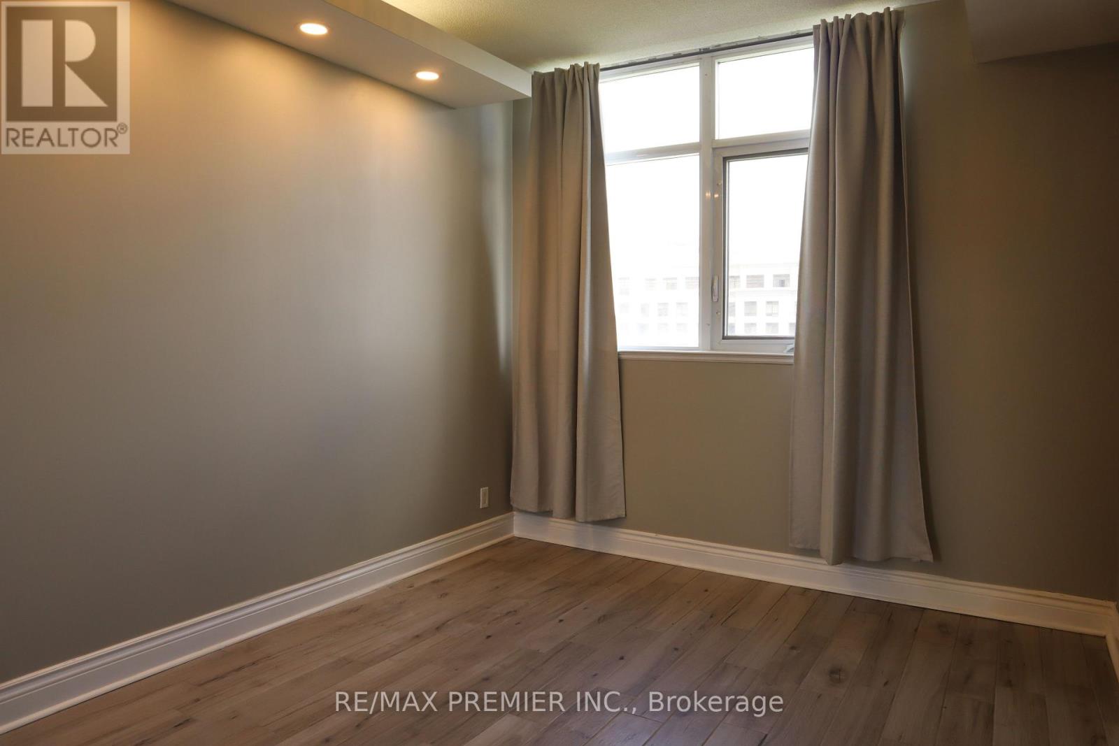 1506 - 9225 Jane Street, Vaughan, Ontario  L6A 0J7 - Photo 18 - N13621852