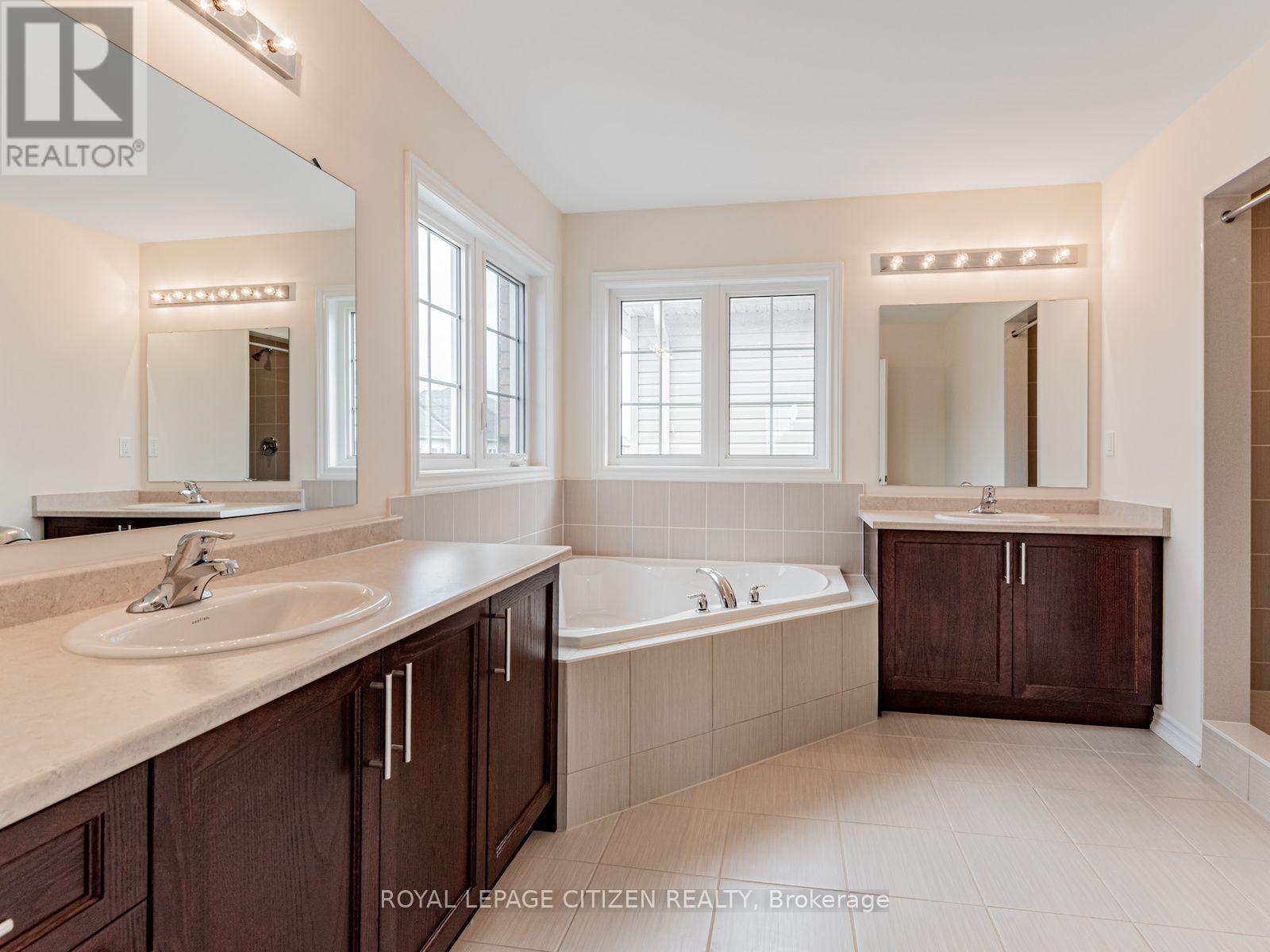 2 Wayne Allison Drive, Georgina, Ontario  L0E 1R0 - Photo 27 - N13621928