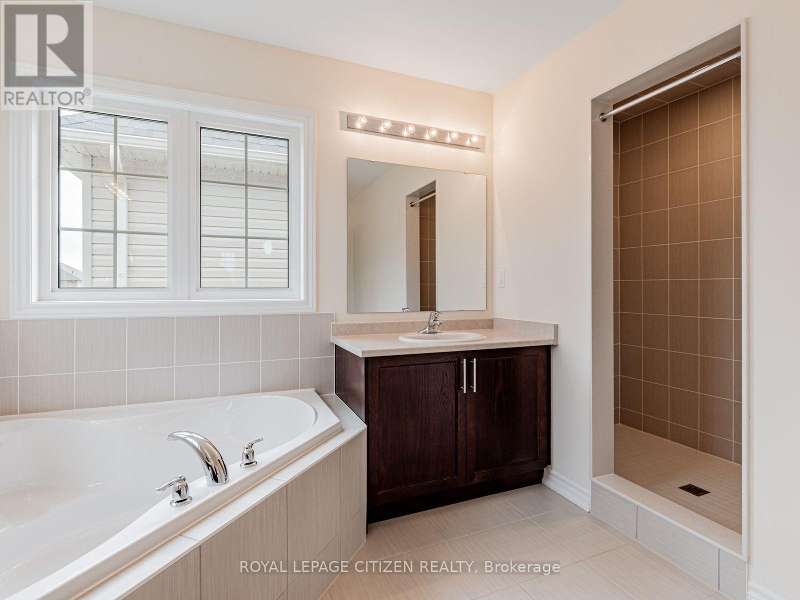 2 Wayne Allison Drive, Georgina, Ontario  L0E 1R0 - Photo 28 - N13621928