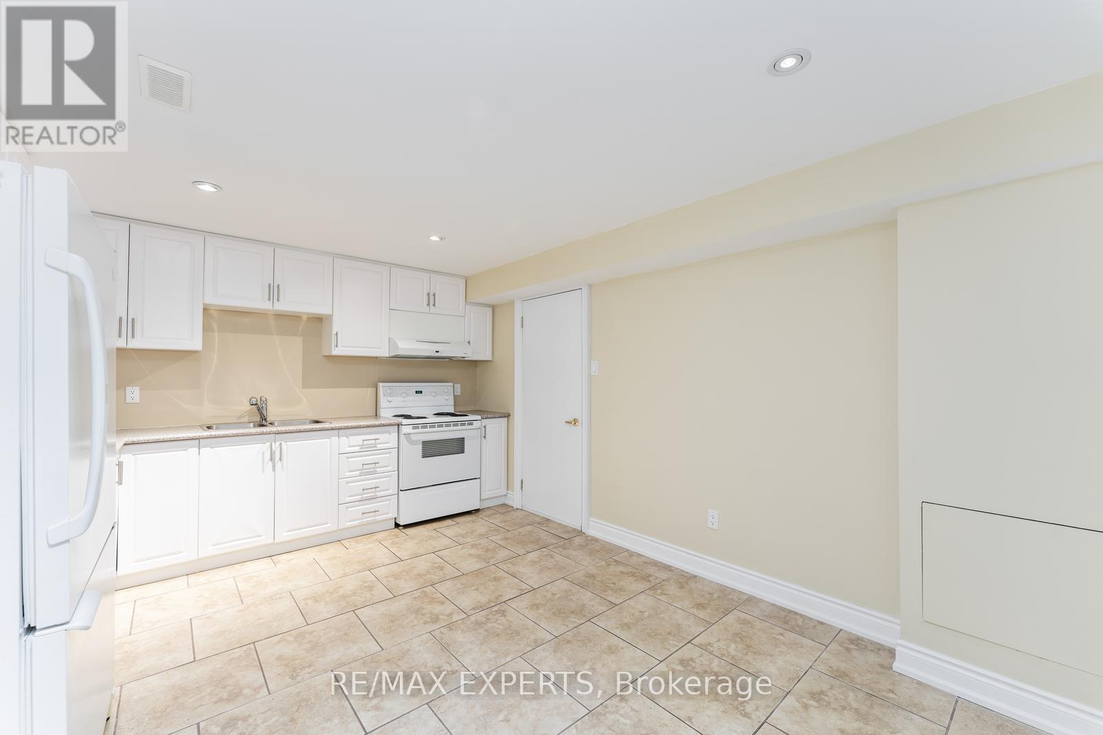 Bsmt - 462 Vaughan Mills Road, Vaughan, Ontario  L4H 1G7 - Photo 11 - N13621940