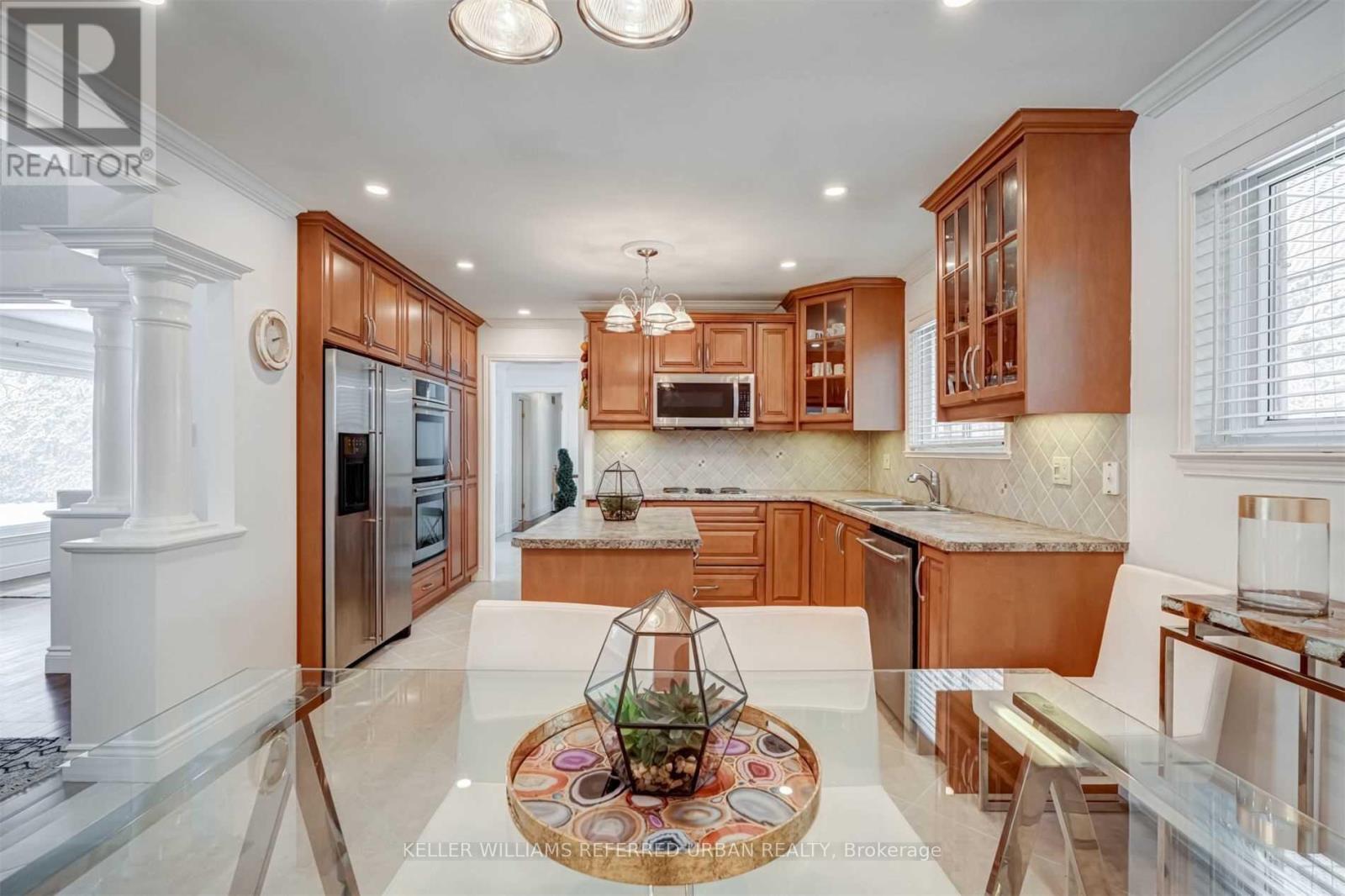 135 Jennifer Crescent, East Gwillimbury, Ontario  M5G 1M1 - Photo 12 - N13622008