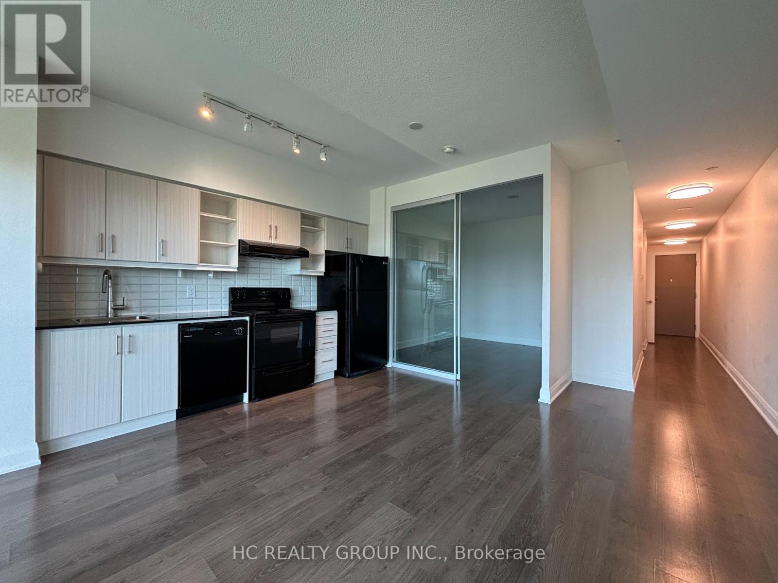 1217 - 160 Vanderhoof Avenue, Toronto, Ontario  M4G 0B7 - Photo 2 - C13616808