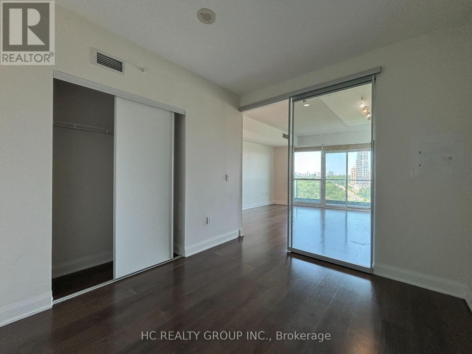 1217 - 160 Vanderhoof Avenue, Toronto, Ontario  M4G 0B7 - Photo 4 - C13616808