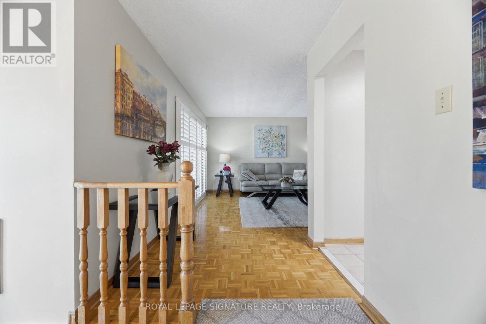 5472 Bourget Drive, Mississauga, Ontario  L5R 3C9 - Photo 5 - W13621862