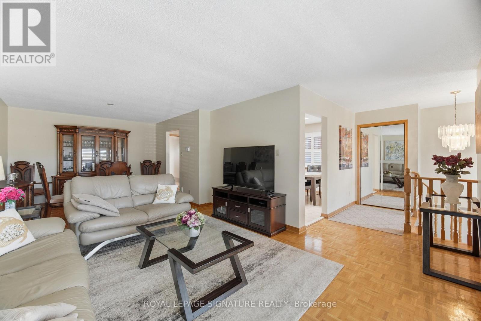 5472 Bourget Drive, Mississauga, Ontario  L5R 3C9 - Photo 6 - W13621862