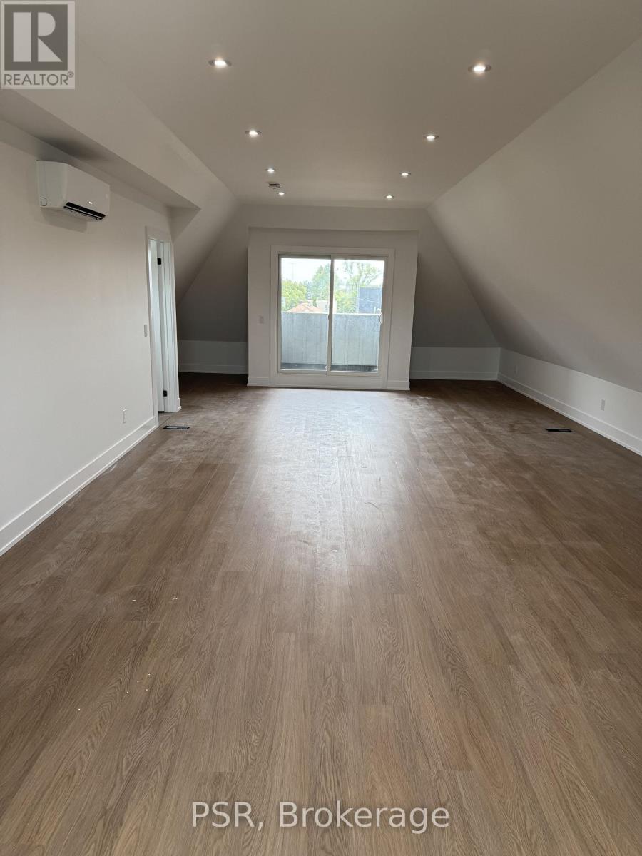 Upper - 99 Ypres Road, Toronto, Ontario  M6M 3X2 - Photo 11 - W13621870