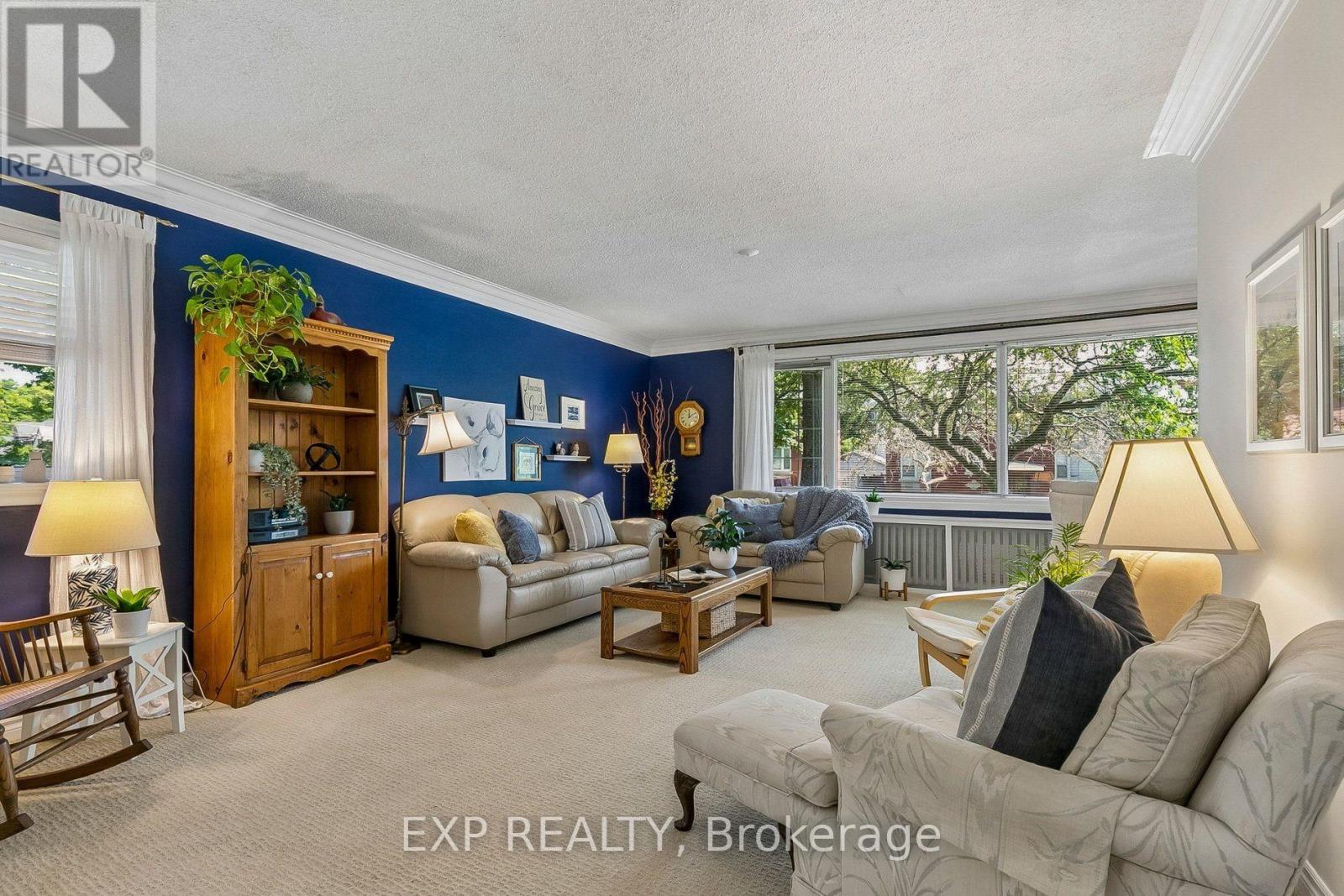 44 Thirty Fifth Street, Toronto, Ontario  M8W 3K2 - Photo 10 - W13621882