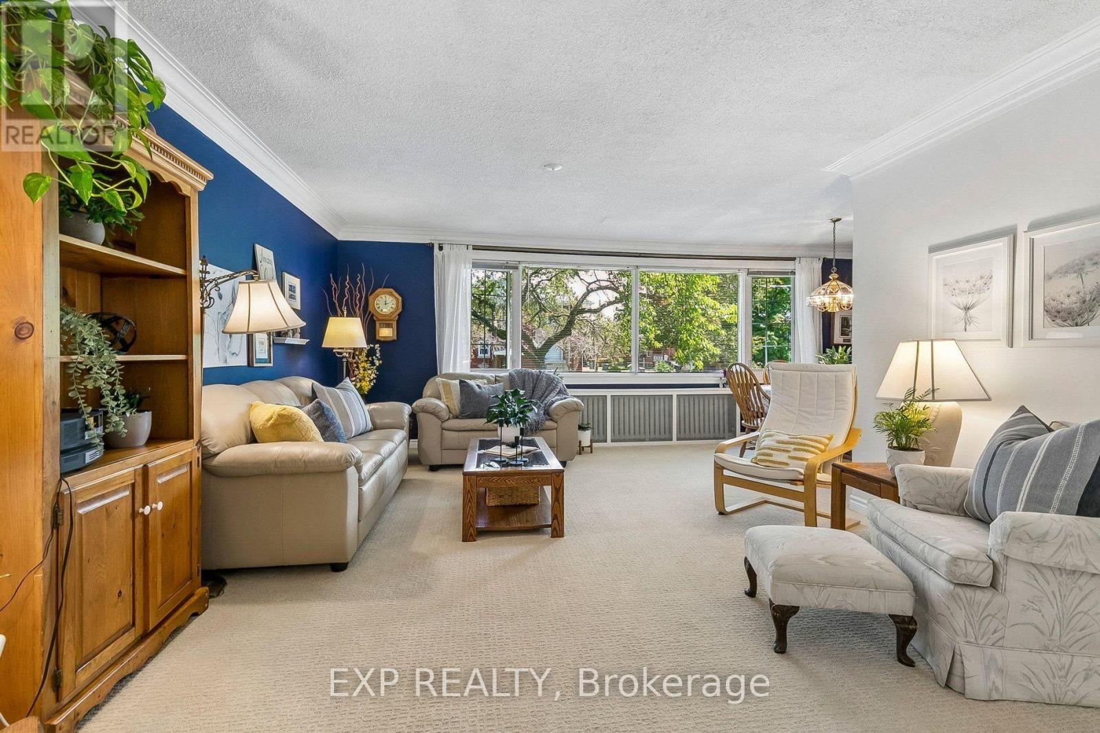 44 Thirty Fifth Street, Toronto, Ontario  M8W 3K2 - Photo 11 - W13621882