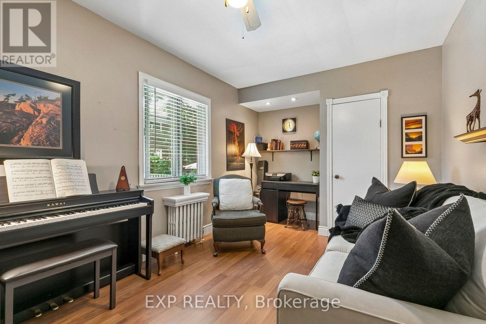 44 Thirty Fifth Street, Toronto, Ontario  M8W 3K2 - Photo 21 - W13621882