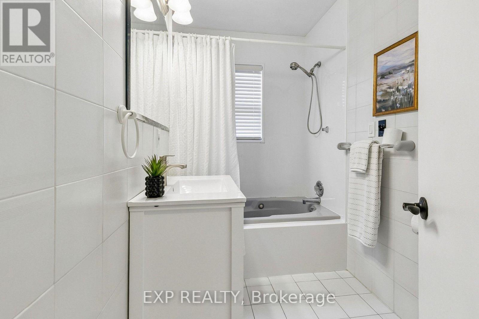 44 Thirty Fifth Street, Toronto, Ontario  M8W 3K2 - Photo 25 - W13621882