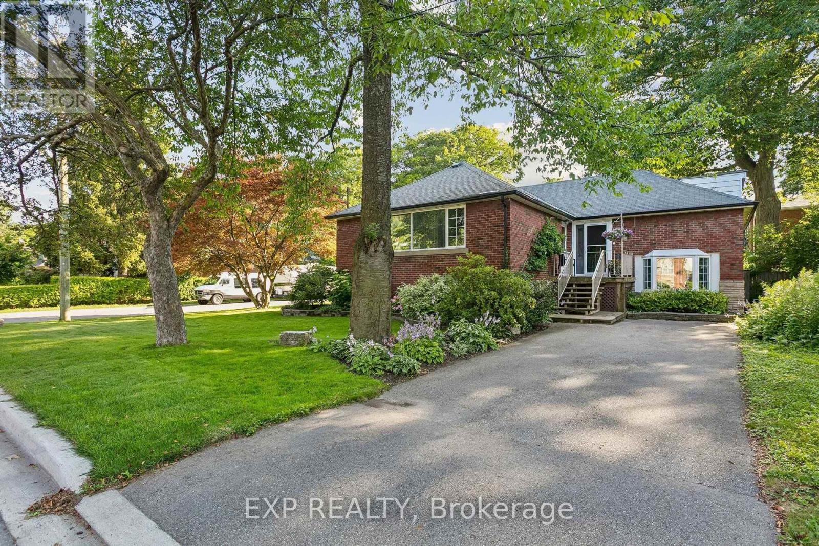44 Thirty Fifth Street, Toronto, Ontario  M8W 3K2 - Photo 46 - W13621882