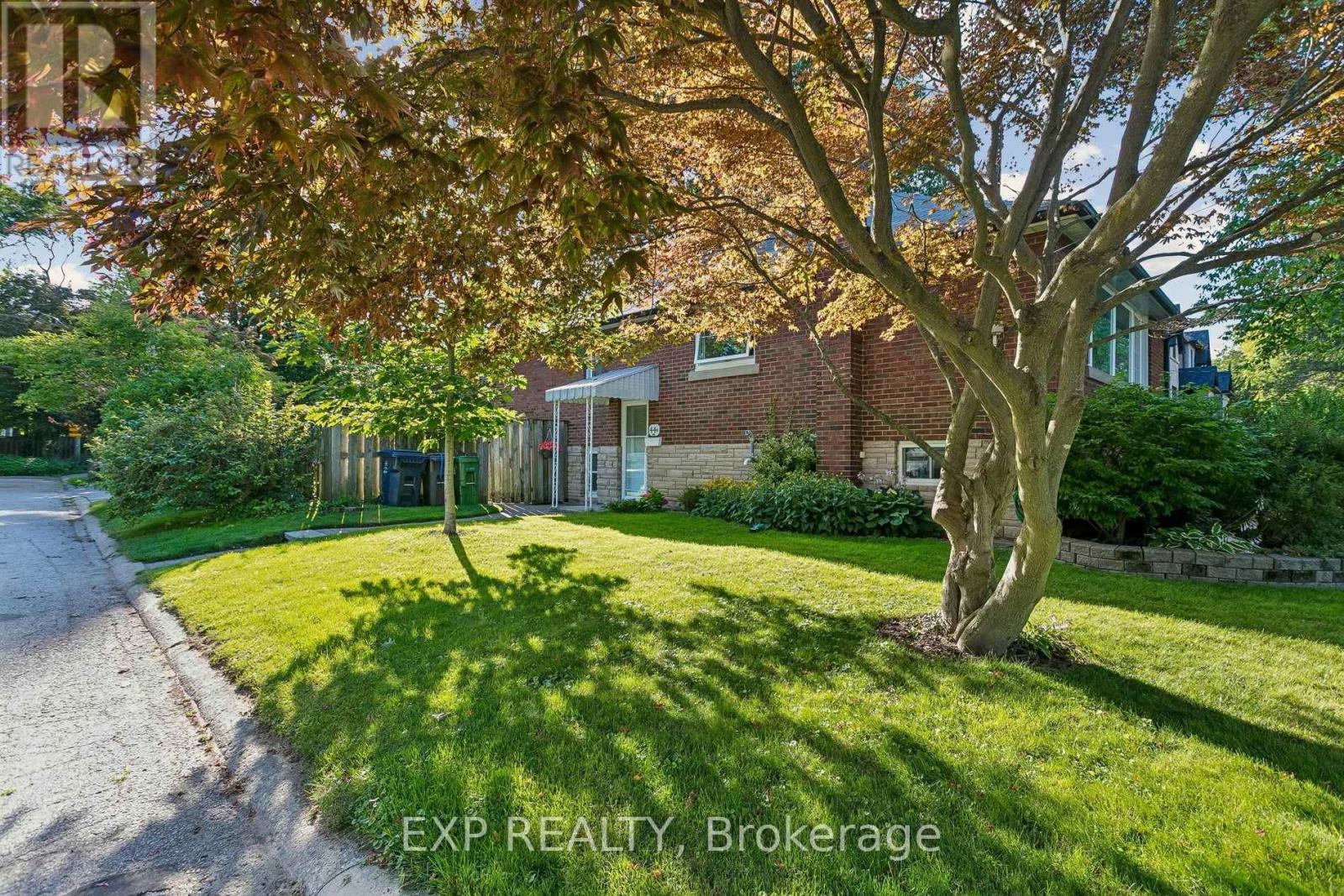 44 Thirty Fifth Street, Toronto, Ontario  M8W 3K2 - Photo 5 - W13621882