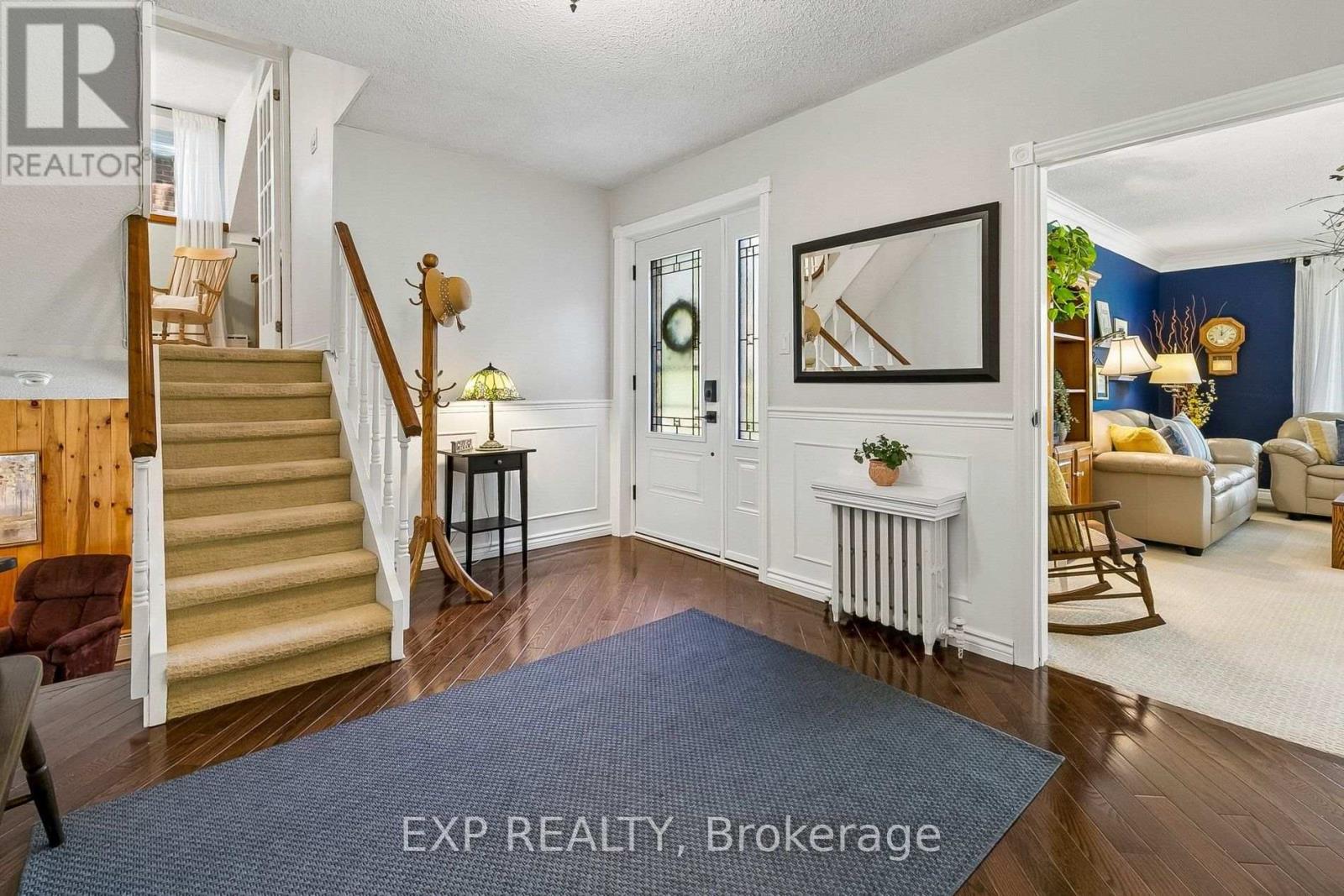 44 Thirty Fifth Street, Toronto, Ontario  M8W 3K2 - Photo 9 - W13621882