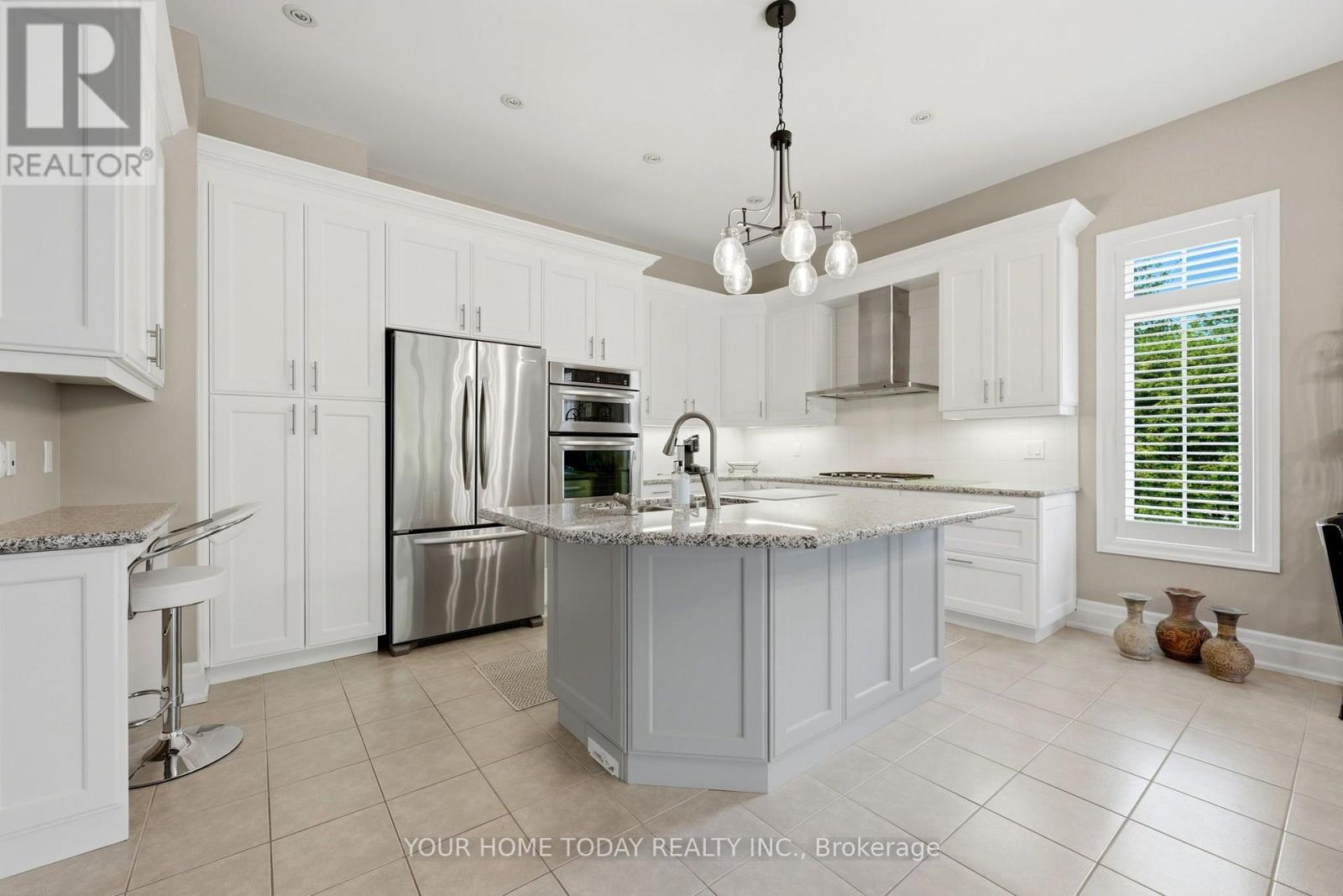 86 Barraclough Boulevard, Halton Hills, Ontario  L7G 0E6 - Photo 11 - W13621884