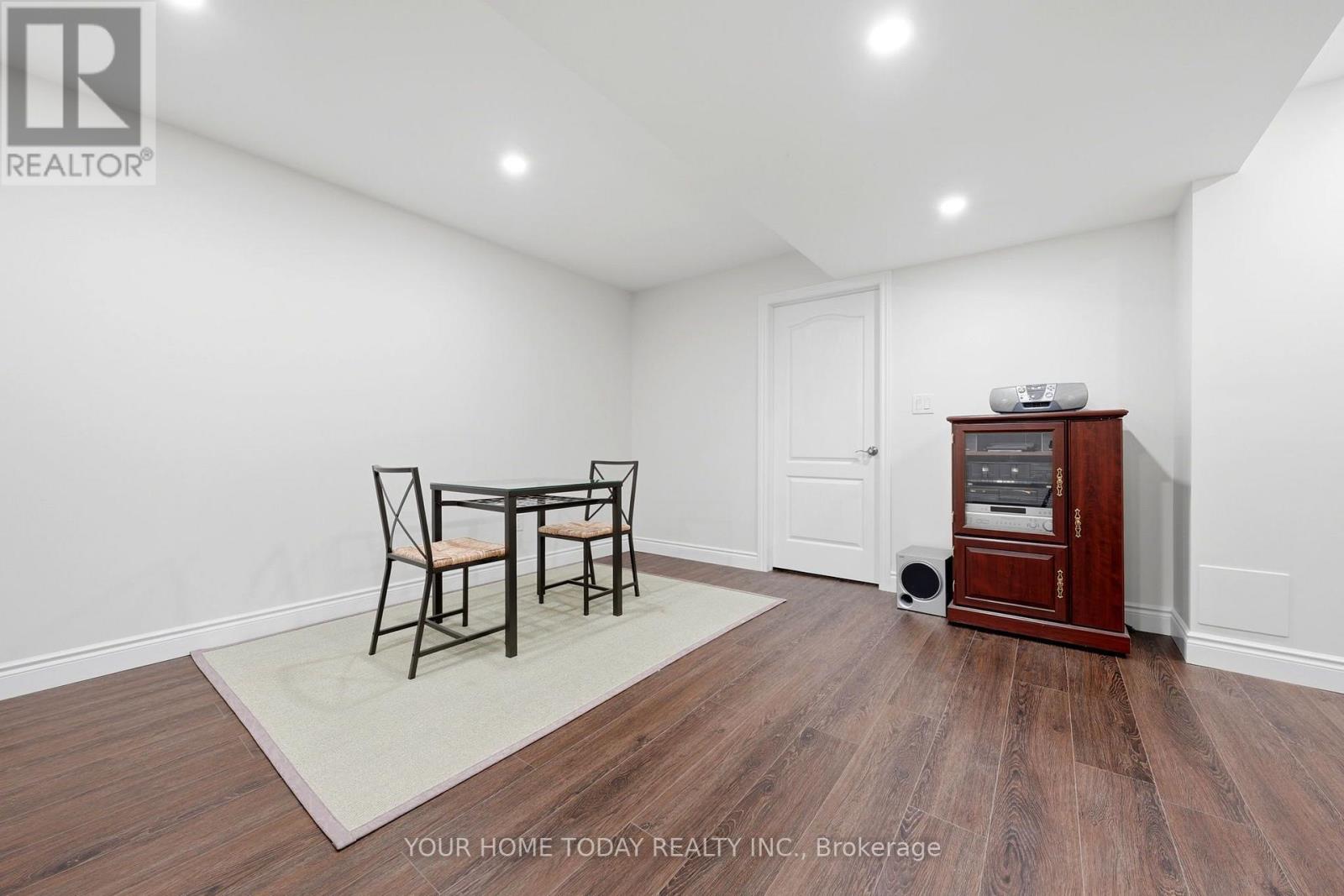 86 Barraclough Boulevard, Halton Hills, Ontario  L7G 0E6 - Photo 35 - W13621884