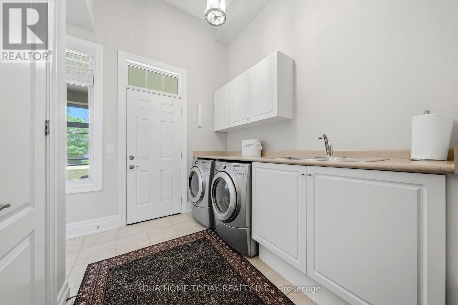 86 Barraclough Boulevard, Halton Hills, Ontario  L7G 0E6 - Photo 8 - W13621884