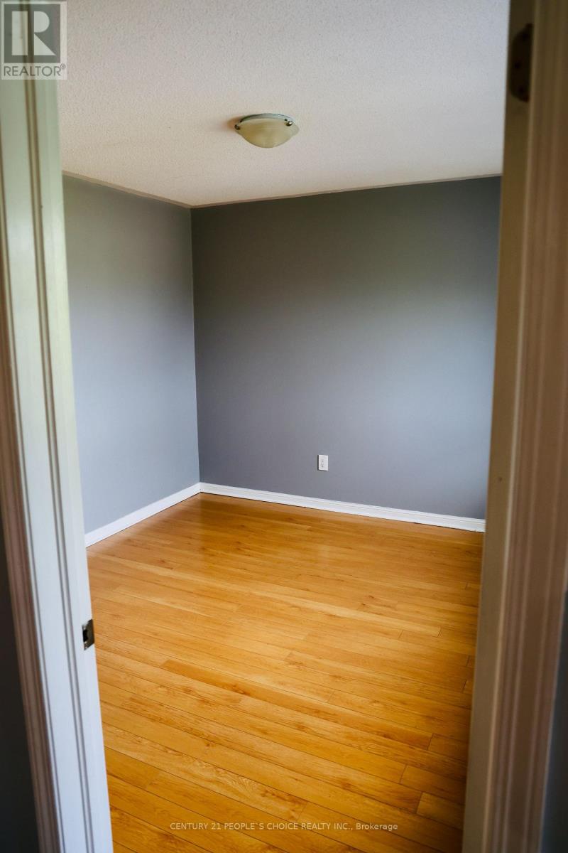 43 Beachsurf Road, Brampton, Ontario  L6R 2R4 - Photo 16 - W13621912