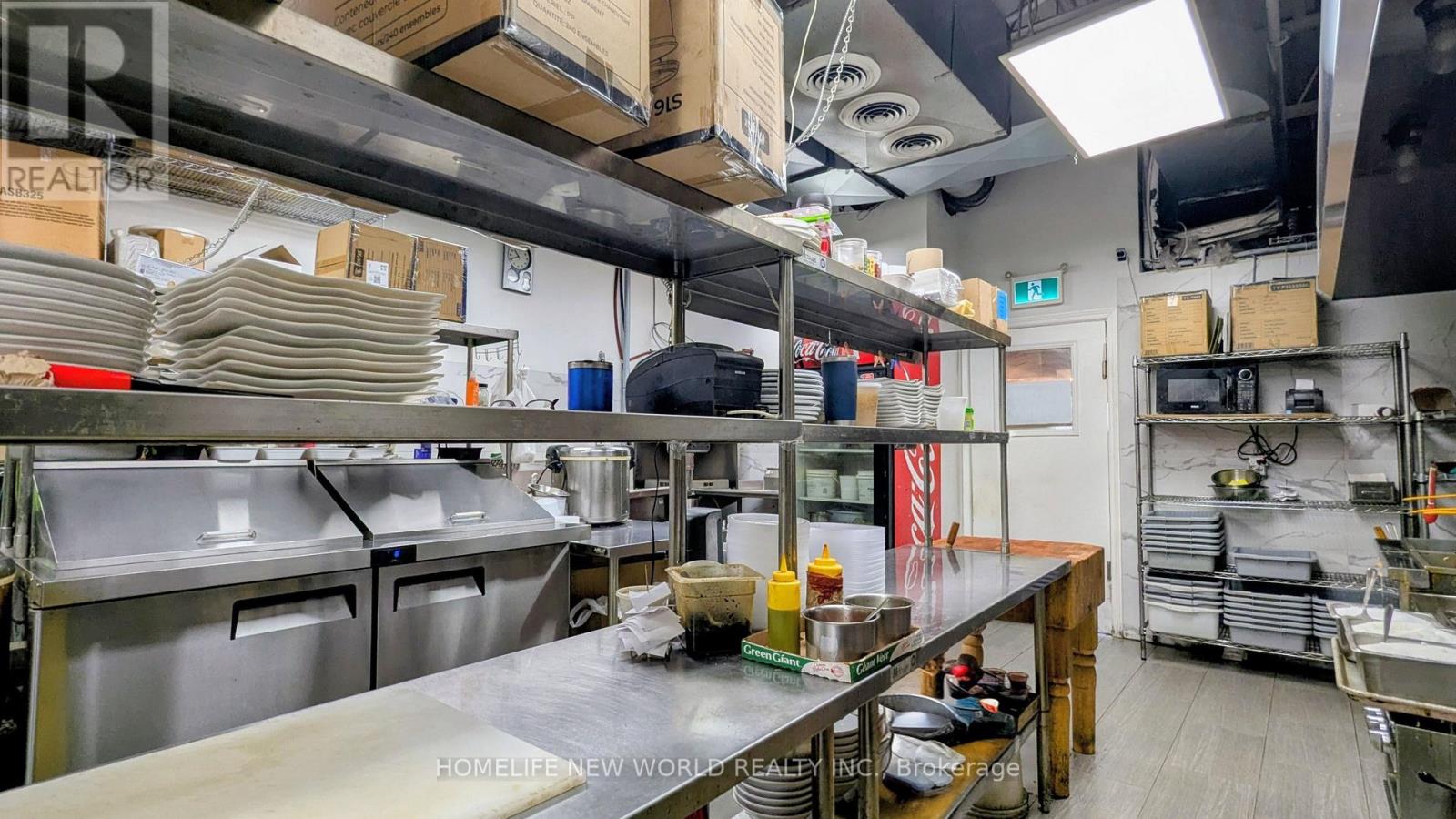 2584 Finch Avenue W, Toronto, Ontario  M9M 2G3 - Photo 16 - W13621976