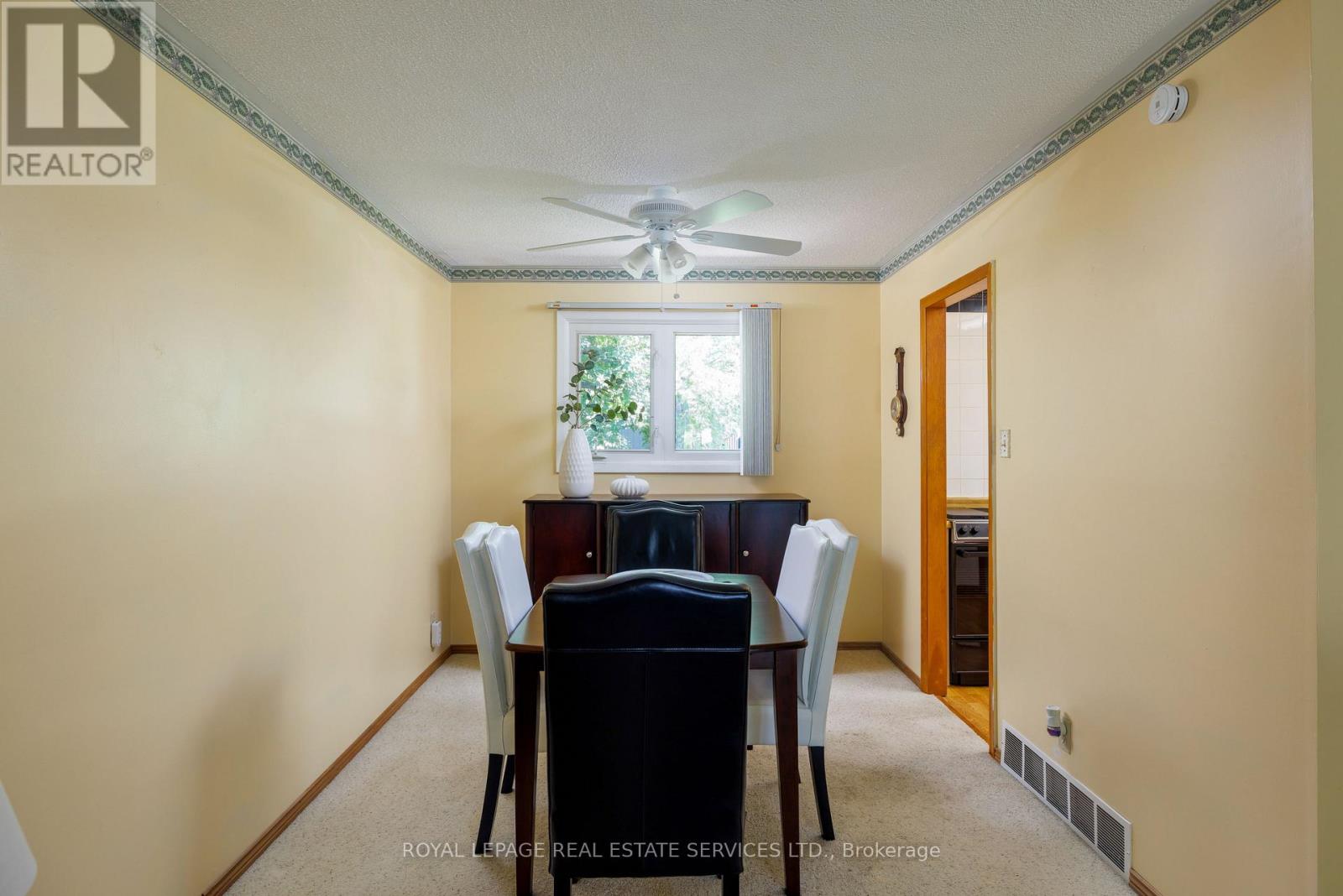 18 Osborne Crescent, Oakville, Ontario  L6H 1G1 - Photo 11 - W13622010