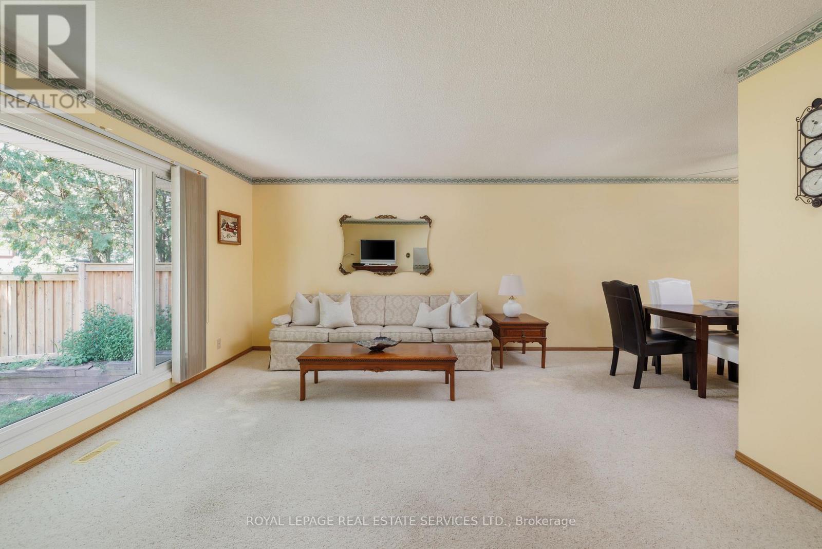 18 Osborne Crescent, Oakville, Ontario  L6H 1G1 - Photo 6 - W13622010