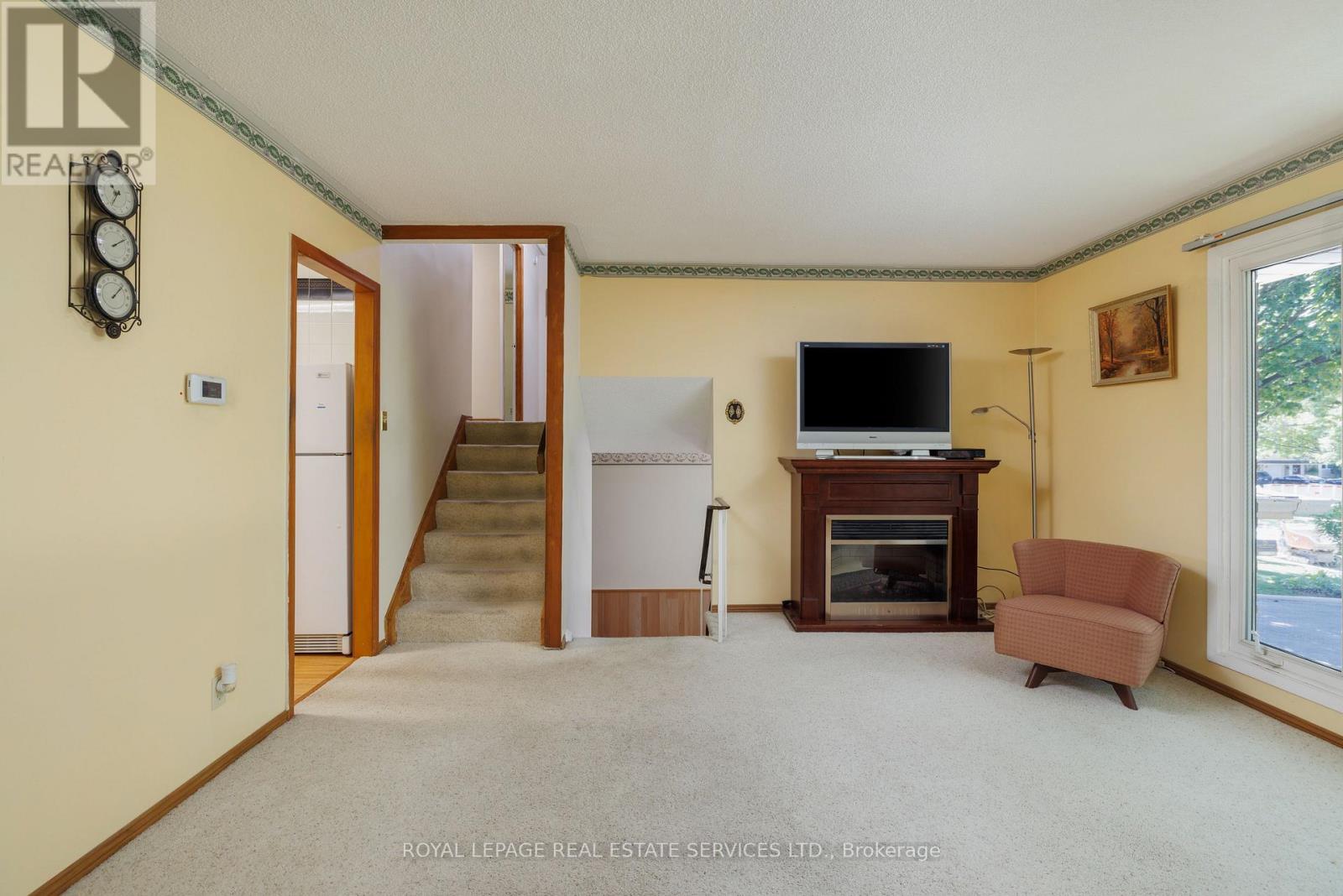 18 Osborne Crescent, Oakville, Ontario  L6H 1G1 - Photo 7 - W13622010