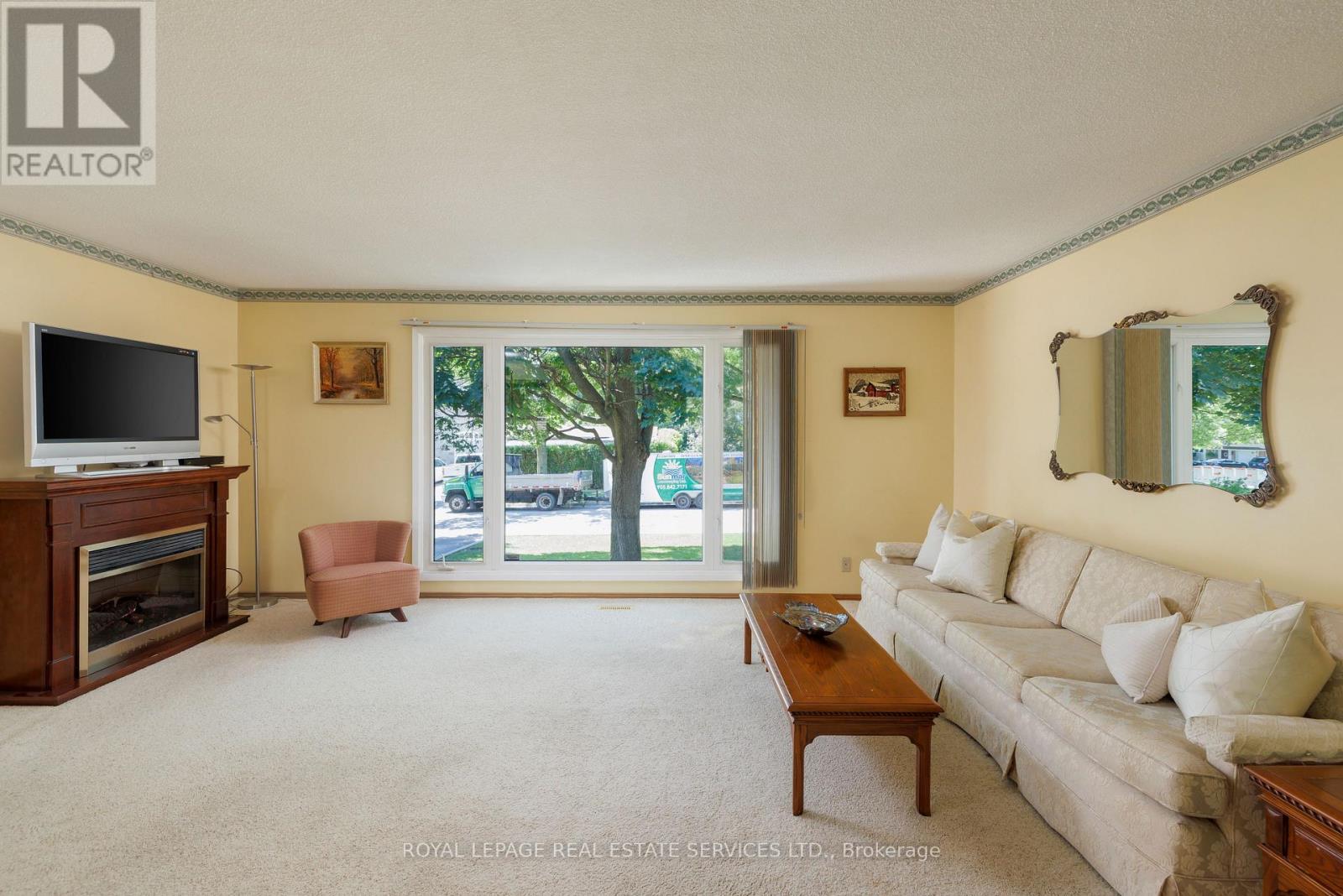 18 Osborne Crescent, Oakville, Ontario  L6H 1G1 - Photo 8 - W13622010