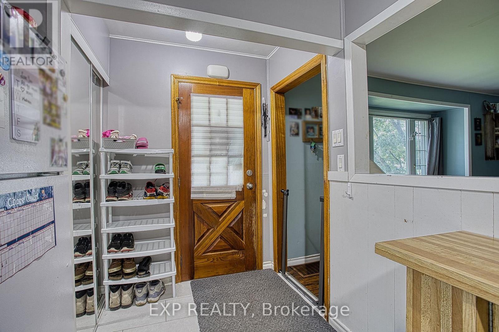 139 Glassco Avenue N, Hamilton, Ontario  L8H 6A1 - Photo 3 - X13621814