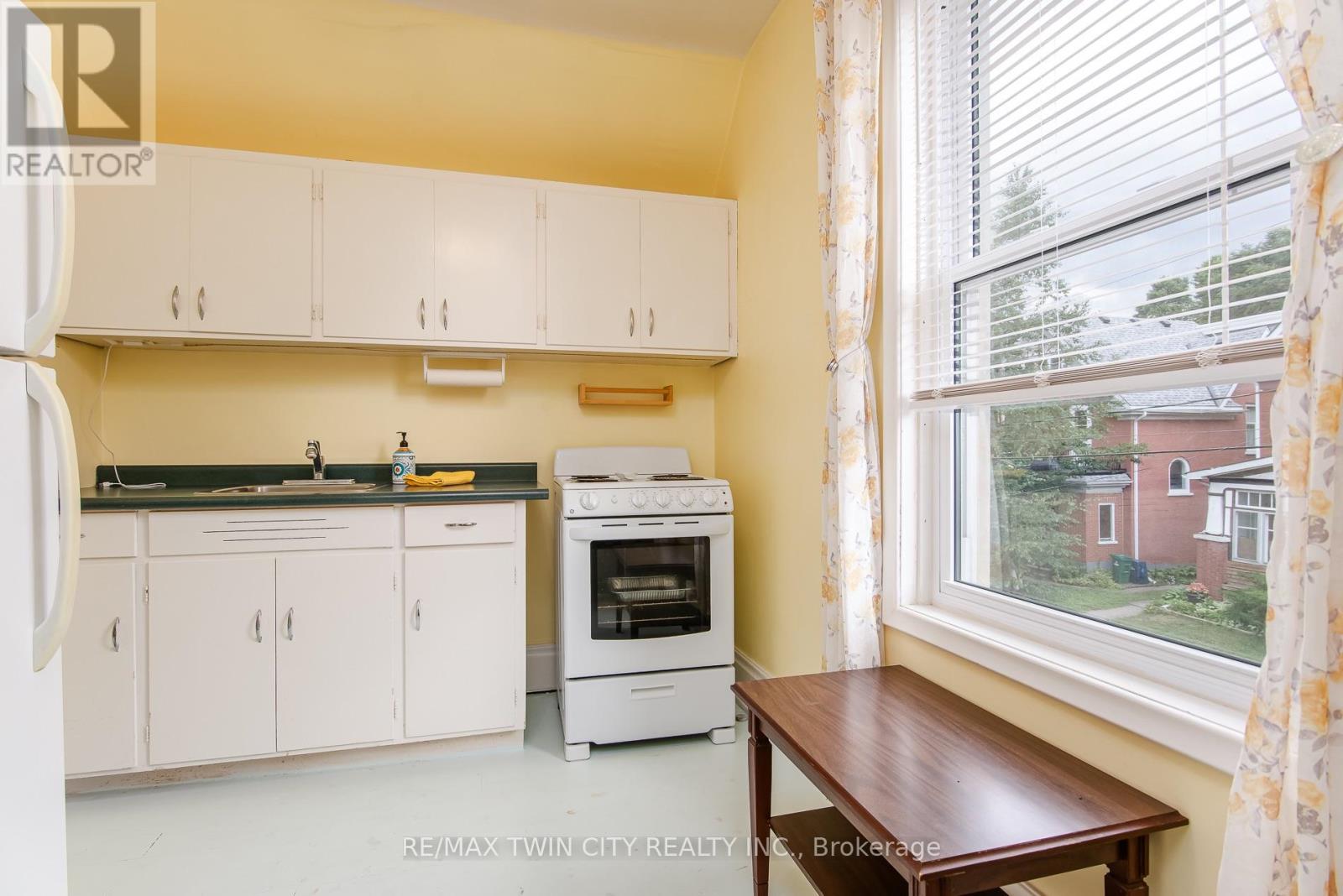 32 Samuel Street, Kitchener, Ontario  N2H 1P1 - Photo 36 - X13621920