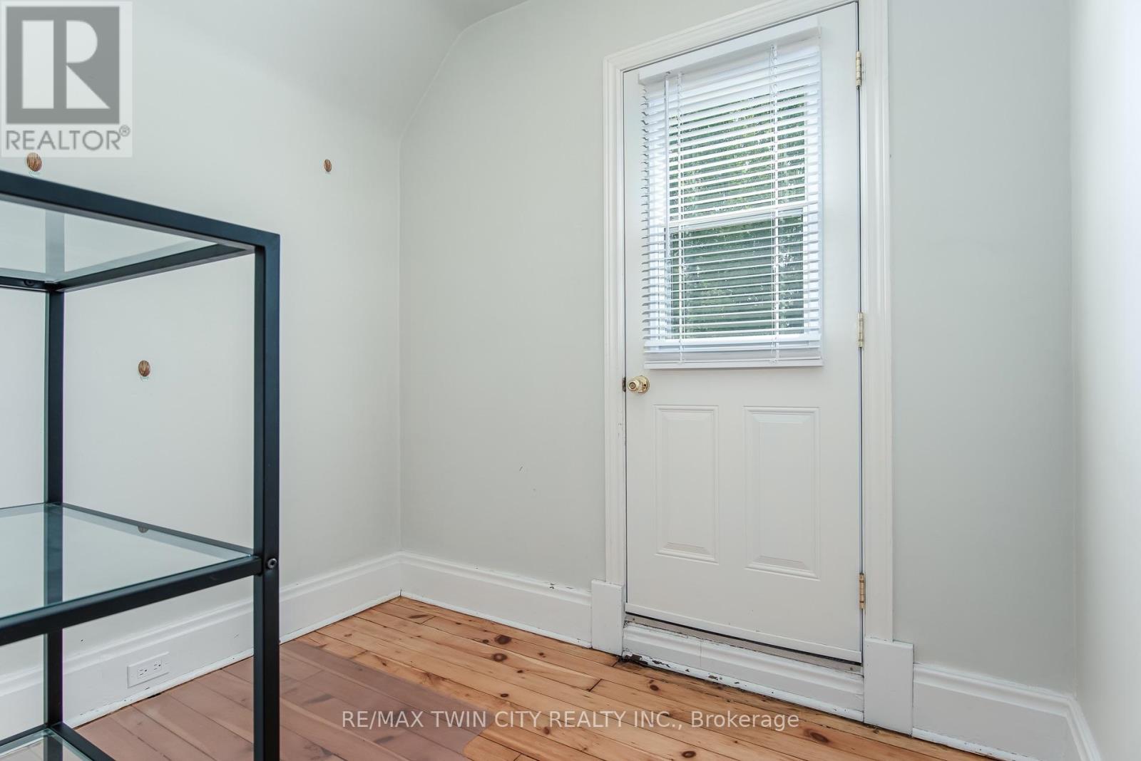 32 Samuel Street, Kitchener, Ontario  N2H 1P1 - Photo 40 - X13621920