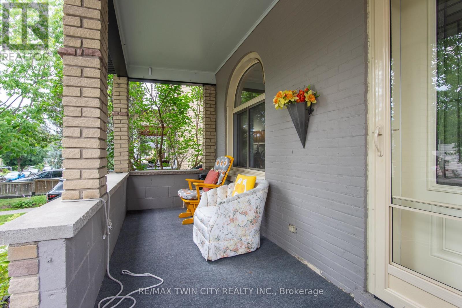 32 Samuel Street, Kitchener, Ontario  N2H 1P1 - Photo 7 - X13621920