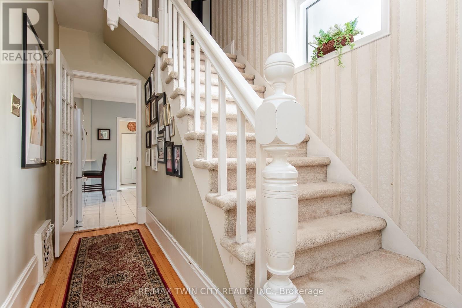 32 Samuel Street, Kitchener, Ontario  N2H 1P1 - Photo 9 - X13621920
