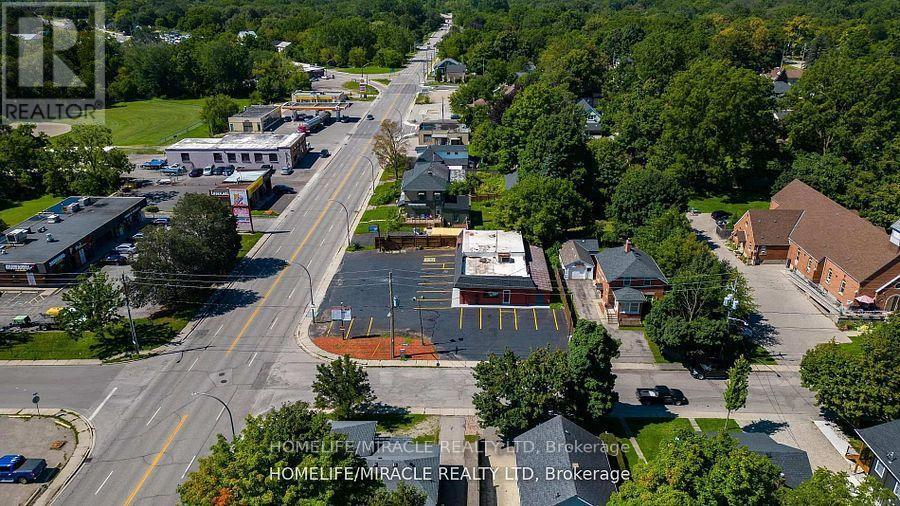 235 Dundas Street, Woodstock, Ontario N4S 1A8 - Photo 1 - X13621956