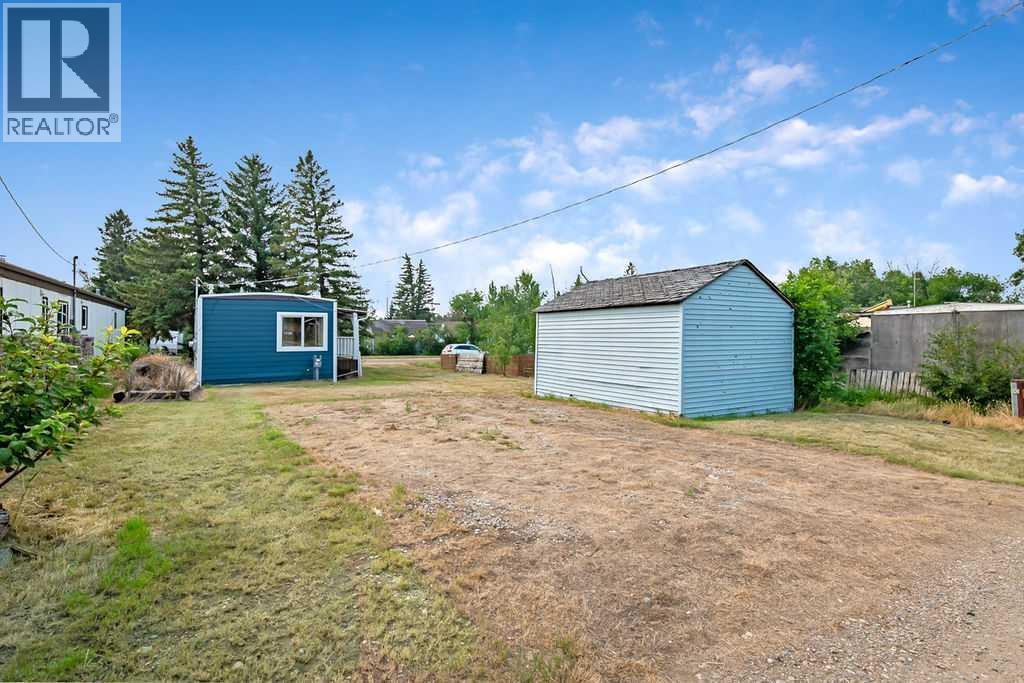 225 2 Avenue N, Champion, Alberta  T0L 0R0 - Photo 17 - A2330623