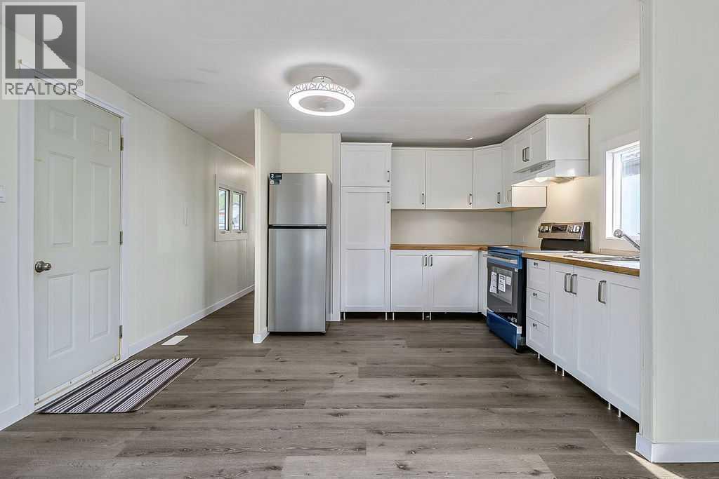 225 2 Avenue N, Champion, Alberta  T0L 0R0 - Photo 6 - A2330623