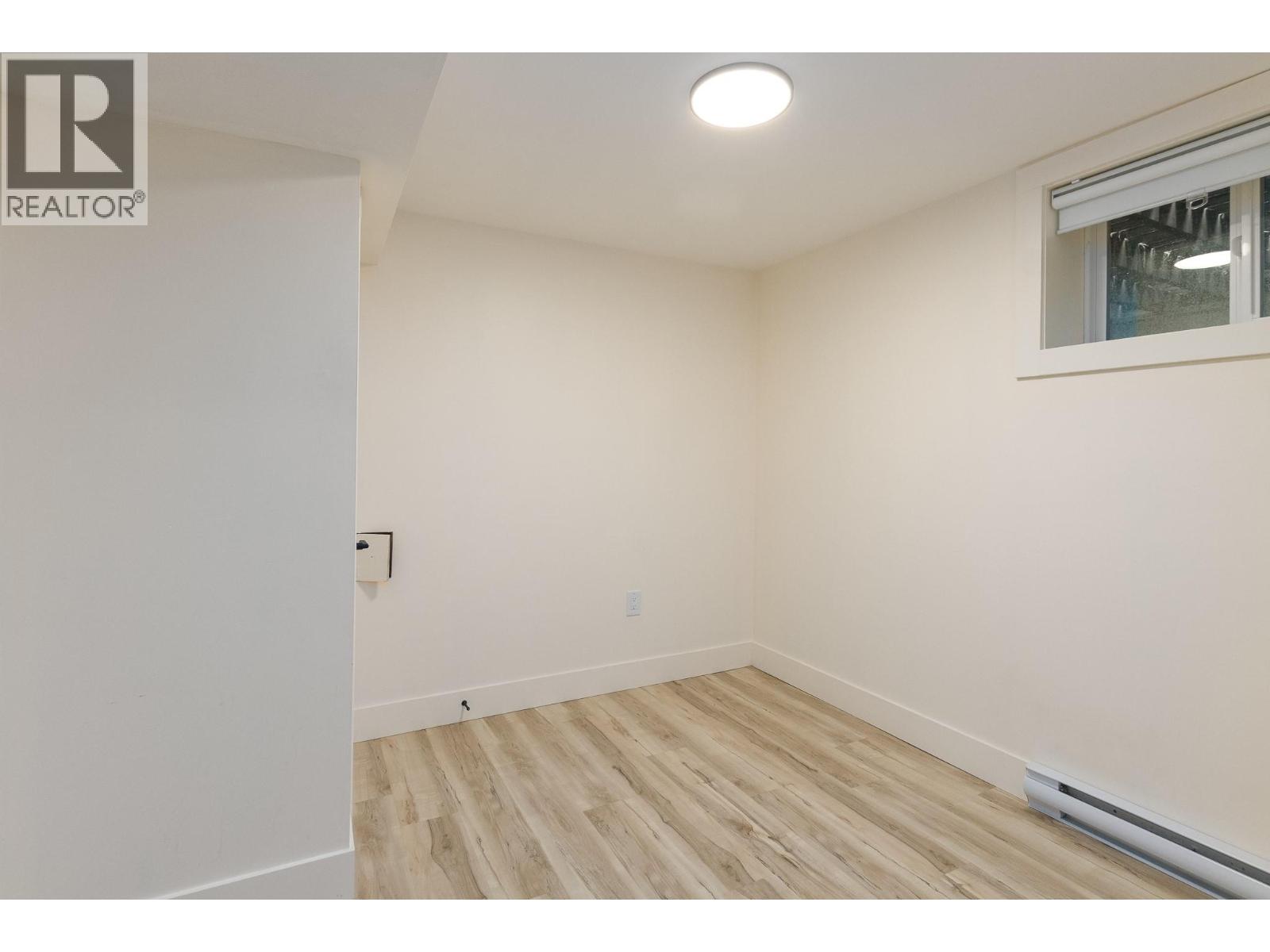 1231 1 Street SE, Salmon Arm, British Columbia  V1E 0B6 - Photo 31 - 10395009