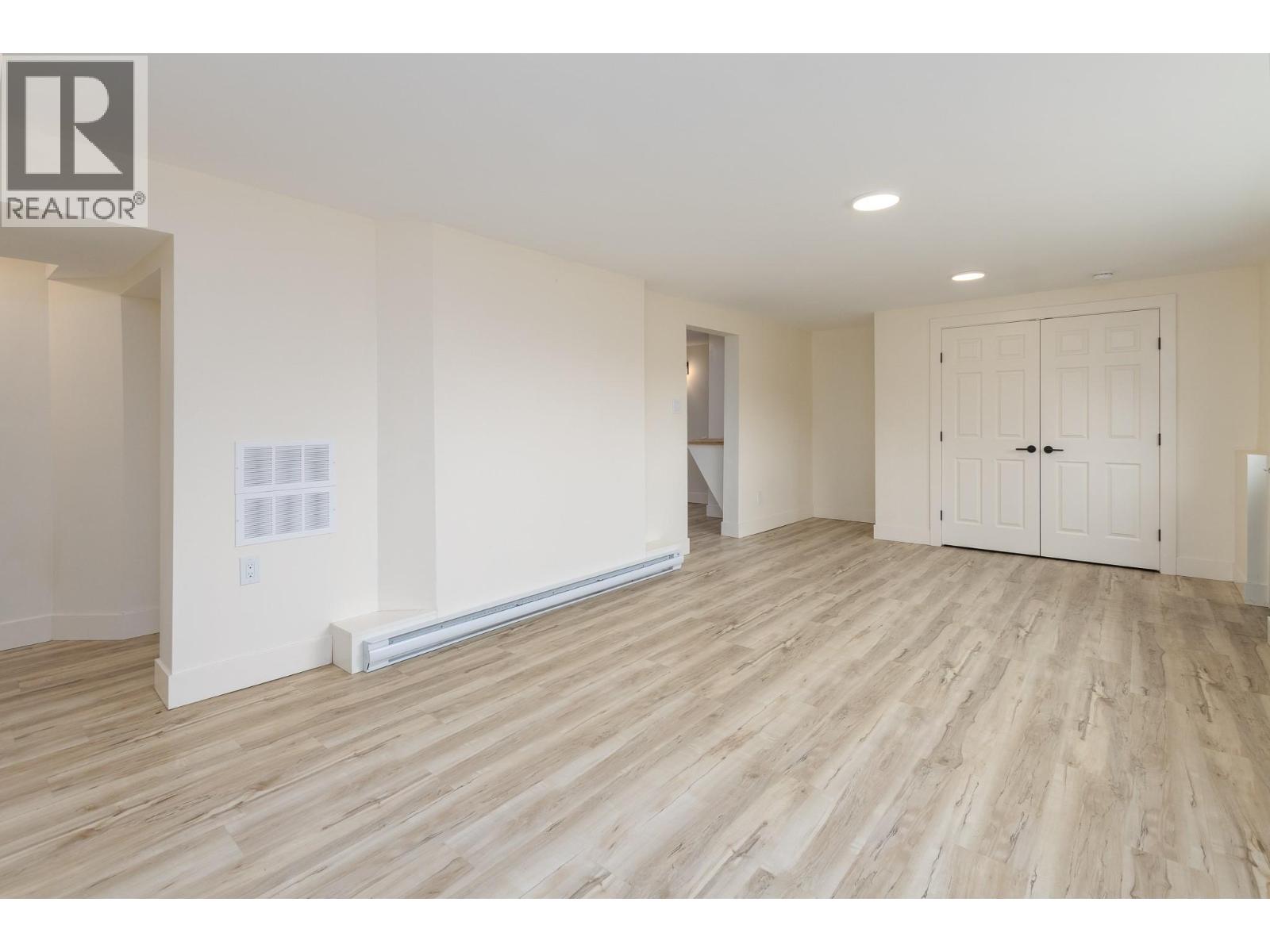 1231 1 Street SE, Salmon Arm, British Columbia  V1E 0B6 - Photo 24 - 10395009